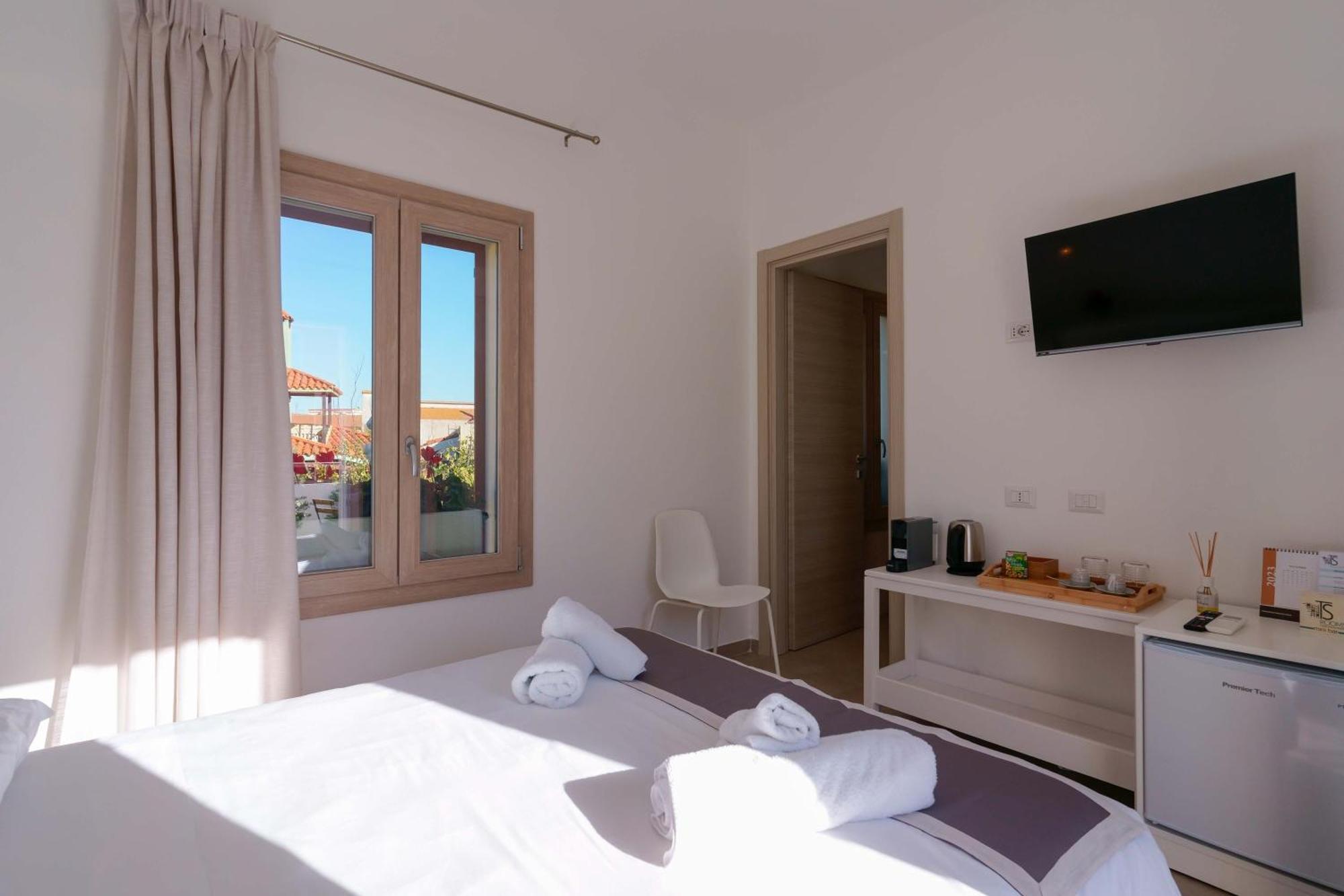 Guest House Deidda - Ts Rooms B&B San Sperate Exterior photo
