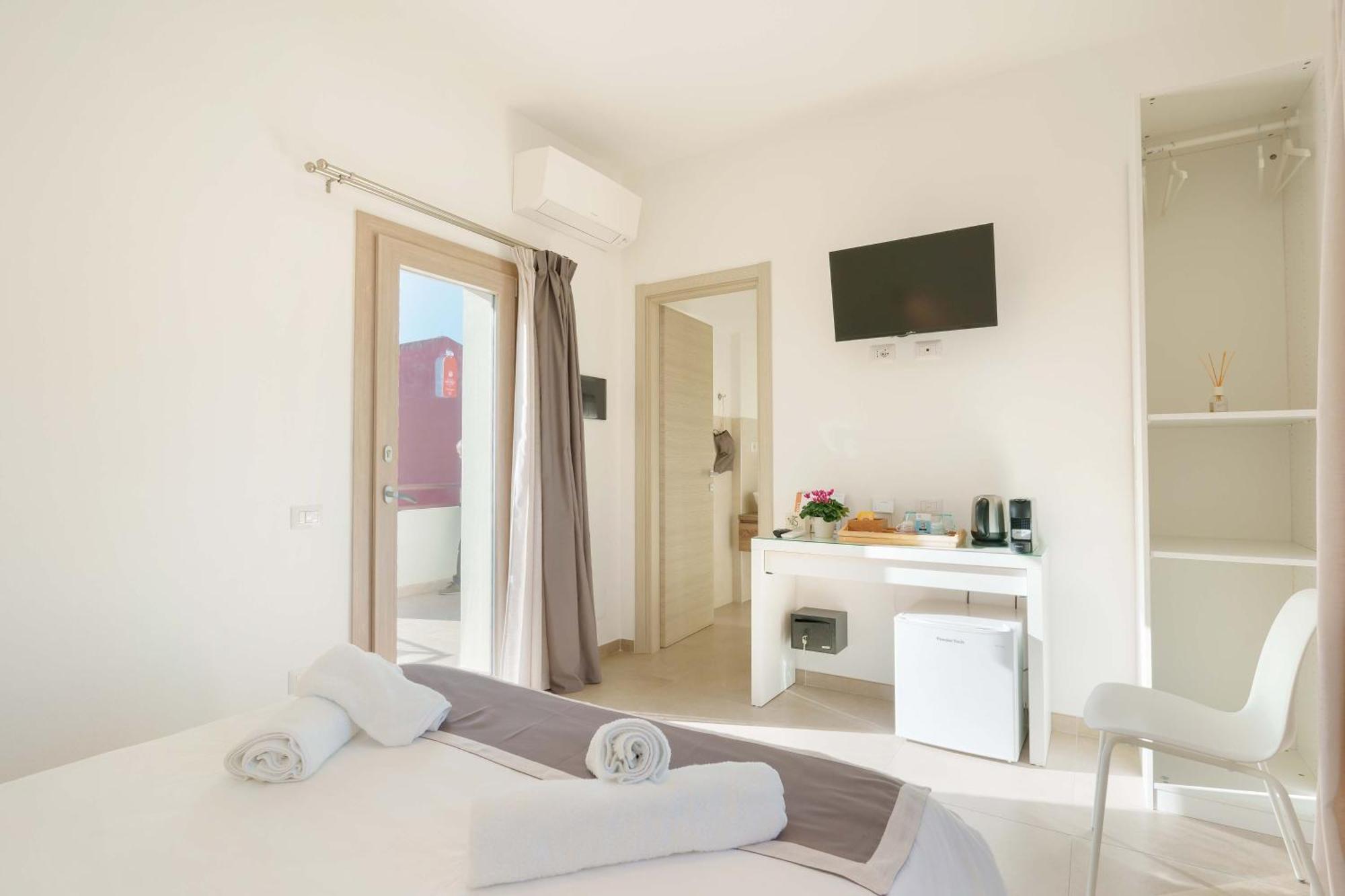 Guest House Deidda - Ts Rooms B&B San Sperate Exterior photo